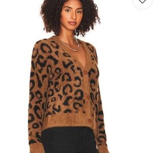 Bella Dahl Leopard Sweater Cardigan in Golden Topaz Animal Size XS
